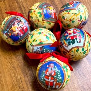Vintage lot of 6 Santa Claus Christmas Ornaments